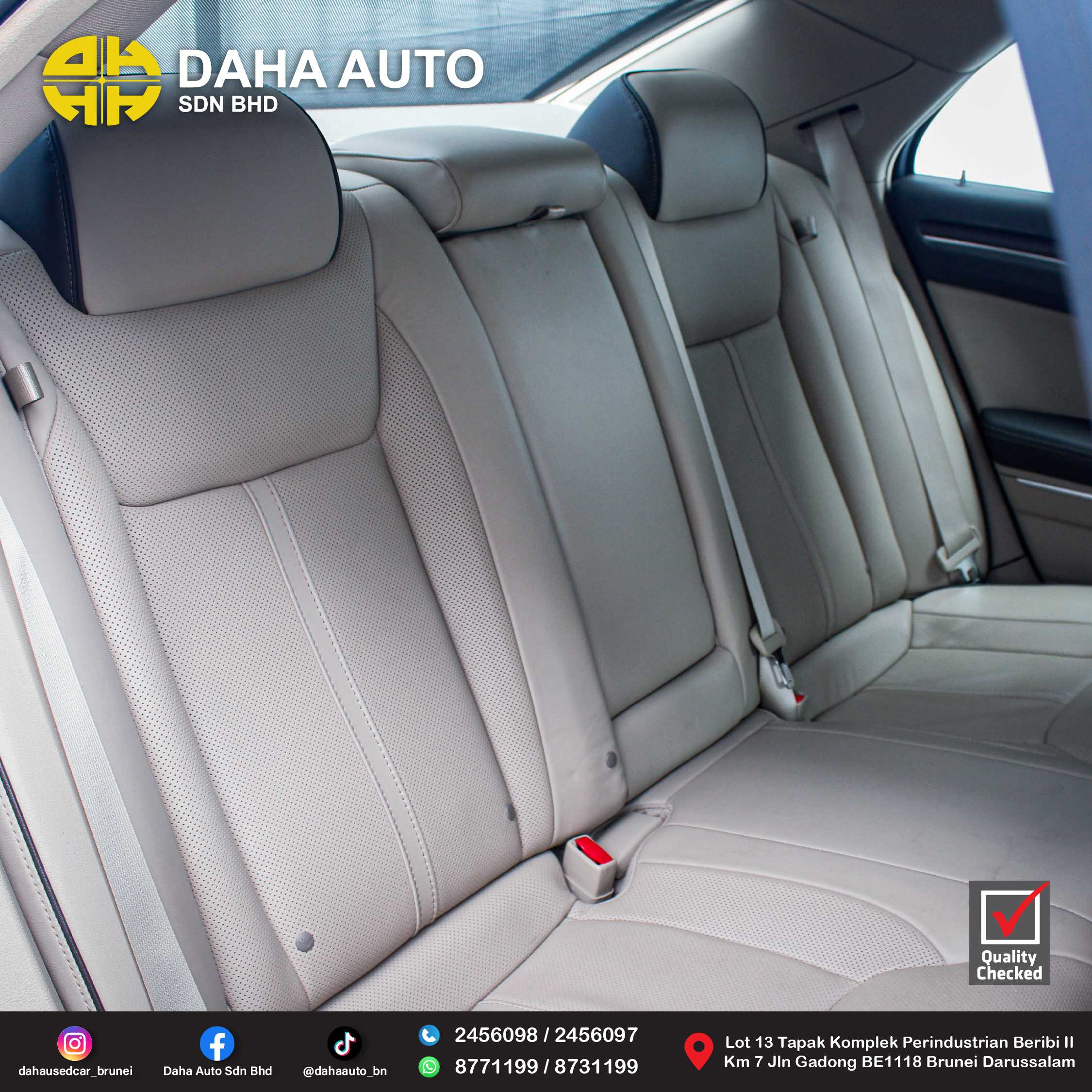 Chrysler 300C Luxury Series