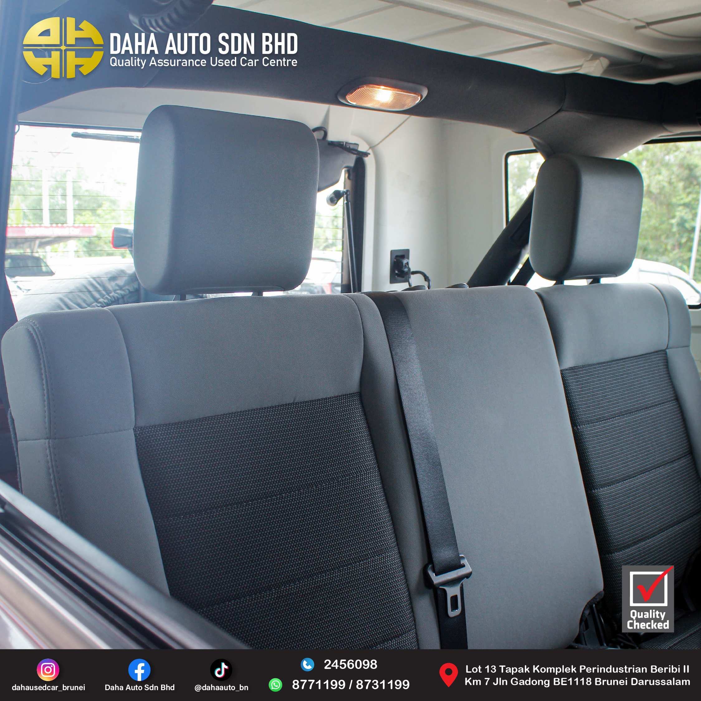 JEEP WRANGLER UNLIMITED SAHARA