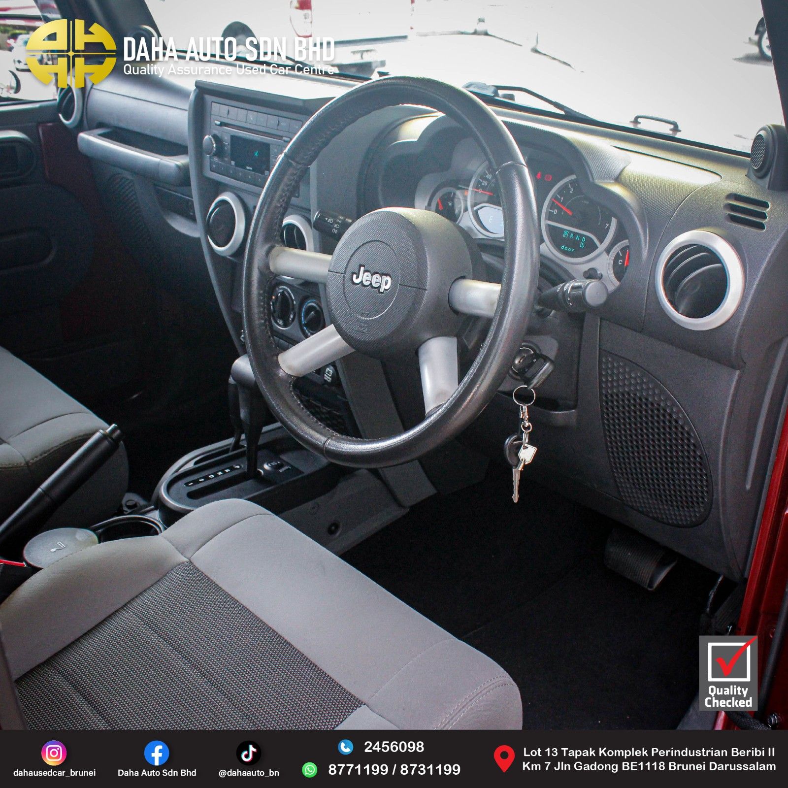 JEEP WRANGLER UNLIMITED SAHARA 3.8 (A) 2011